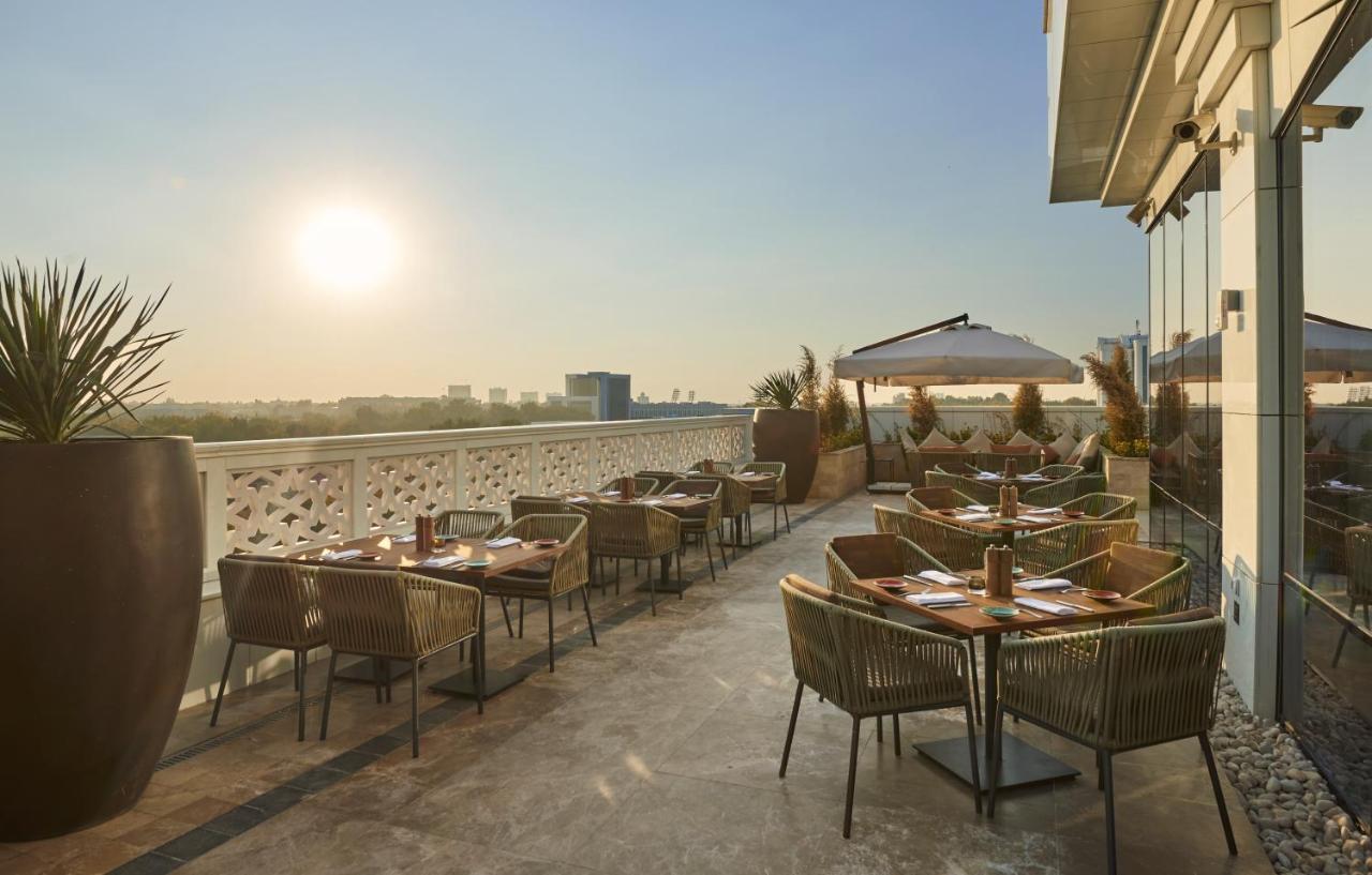 Hyatt Regency Tashkent Hotel Exterior photo The Terrace