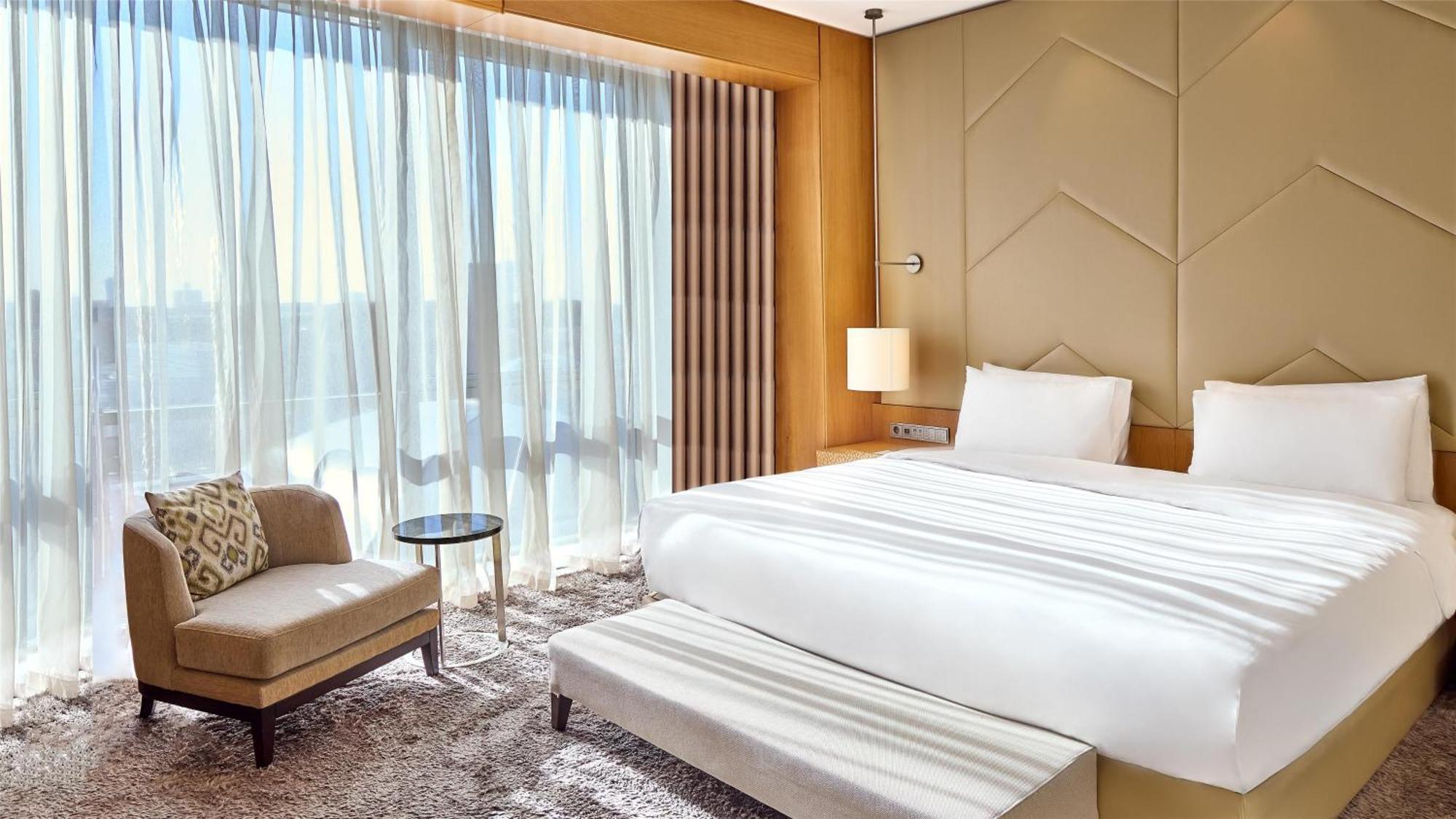 Hyatt Regency Tashkent Hotel Exterior photo