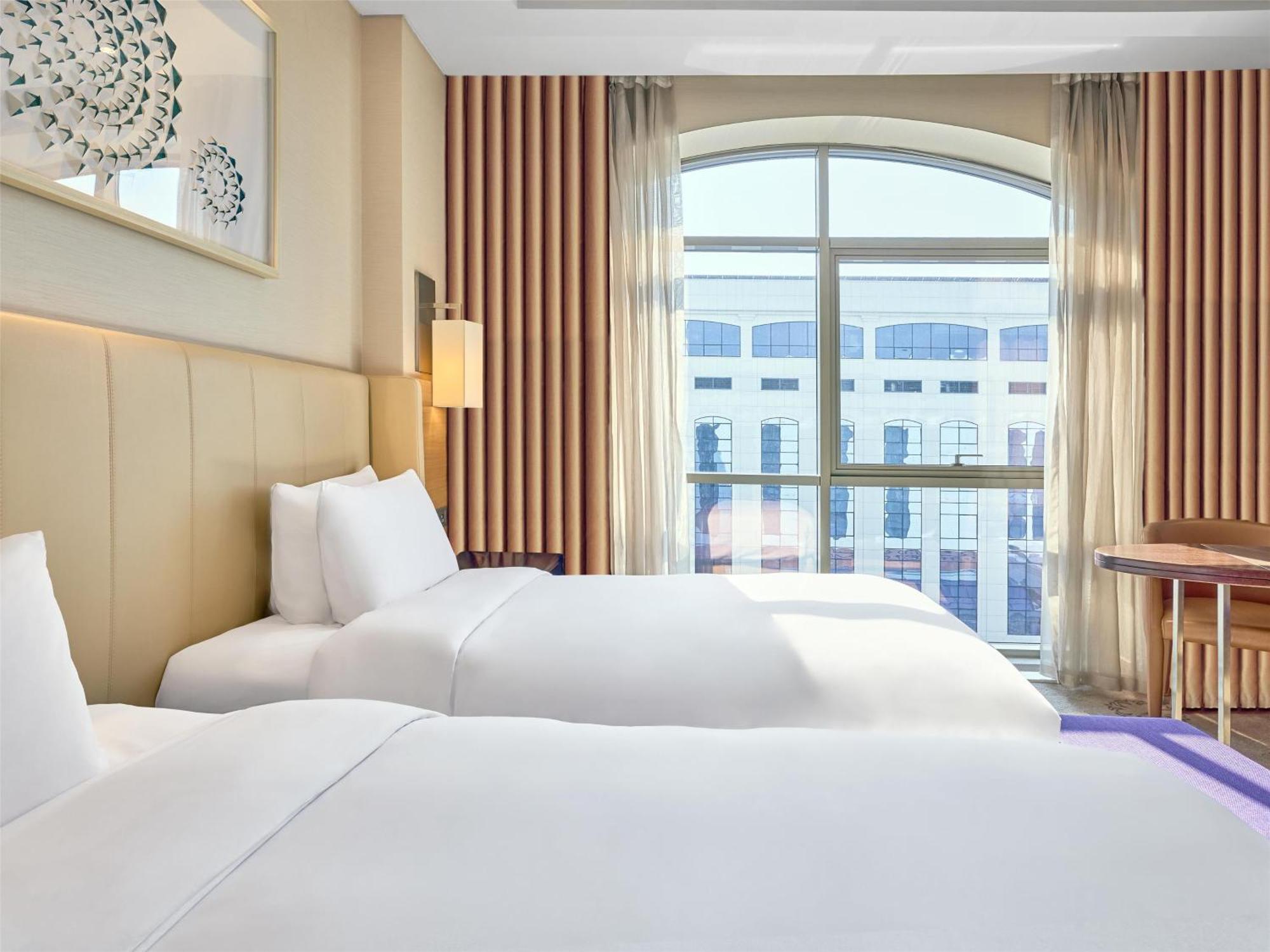 Hyatt Regency Tashkent Hotel Exterior photo