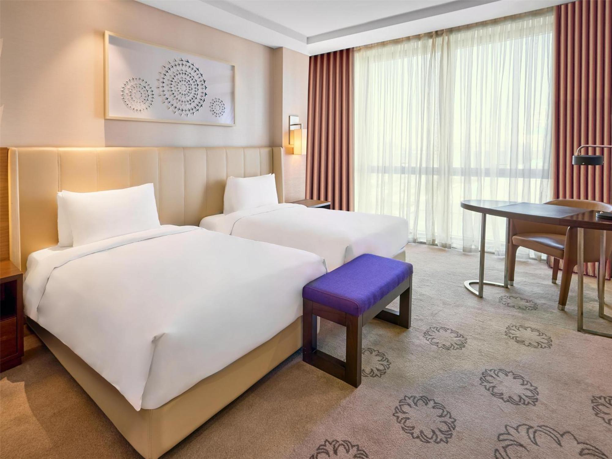 Hyatt Regency Tashkent Hotel Exterior photo