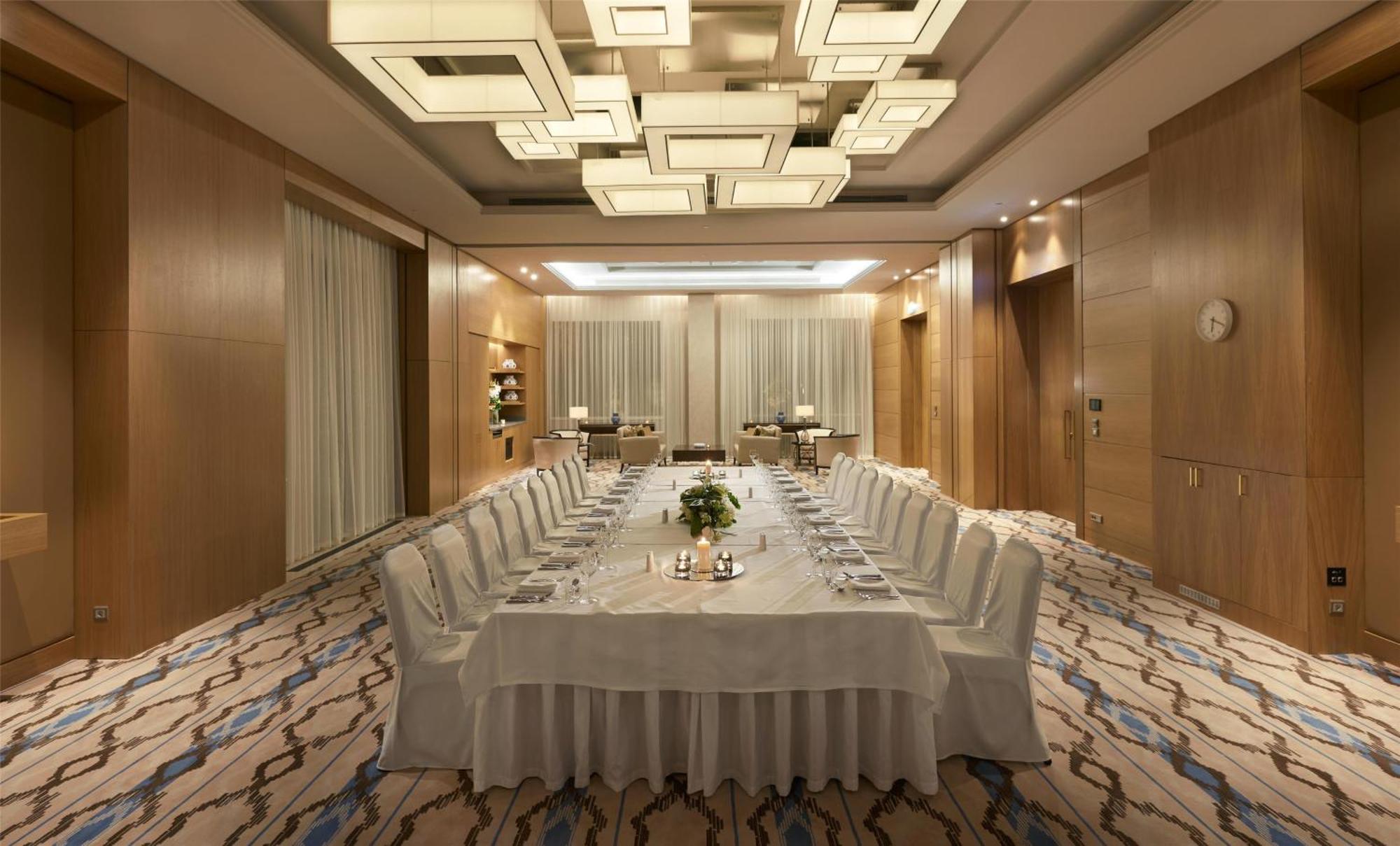 Hyatt Regency Tashkent Hotel Exterior photo