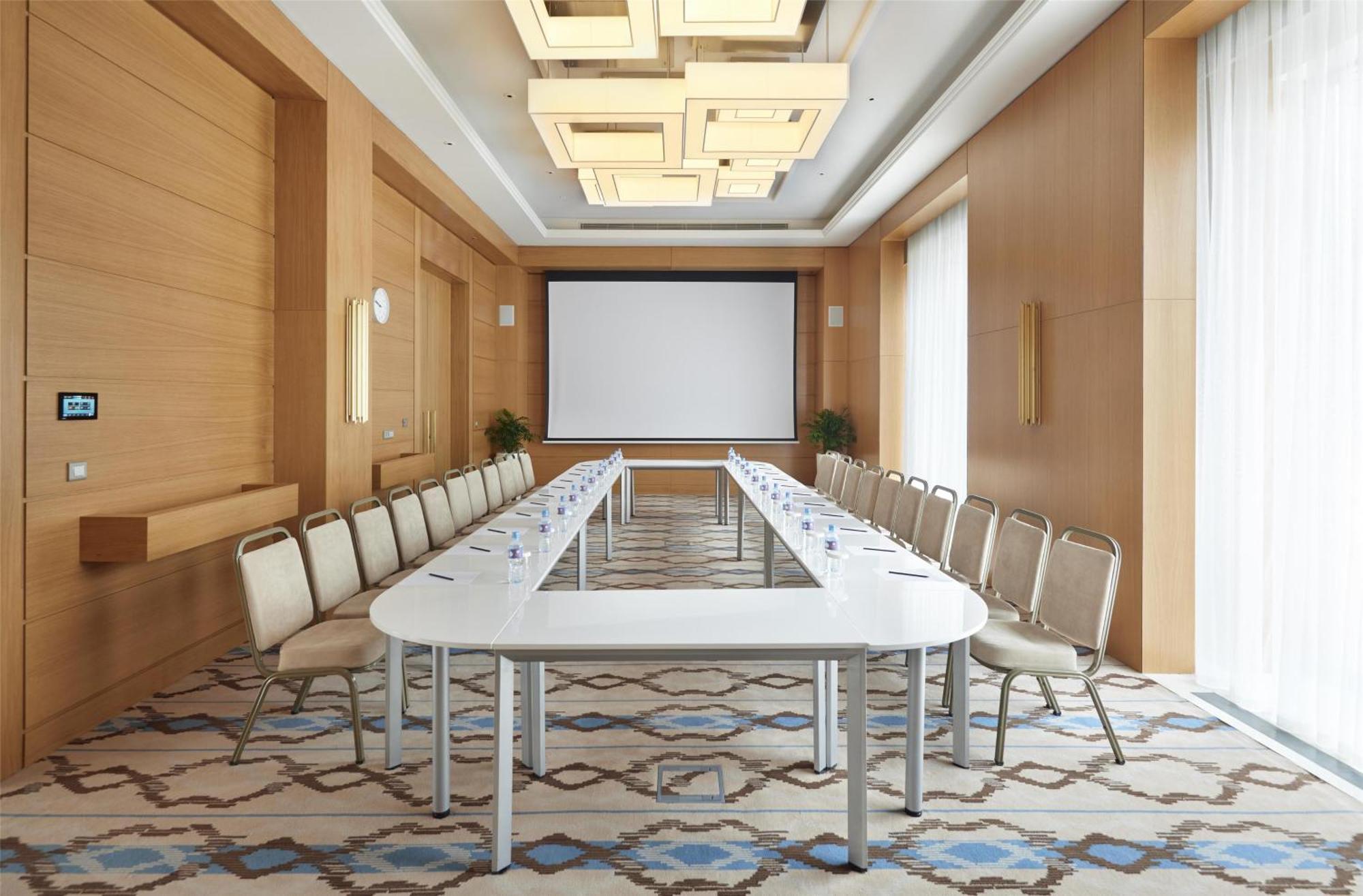 Hyatt Regency Tashkent Hotel Exterior photo