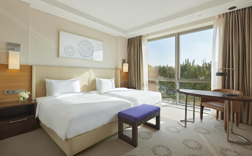 Hyatt Regency Tashkent Hotel Exterior photo Deluxe Room