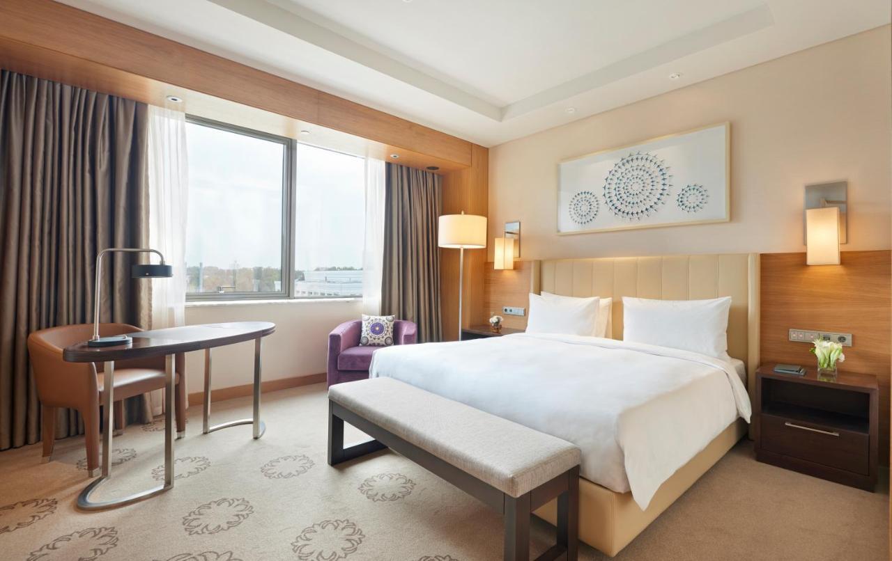 Hyatt Regency Tashkent Hotel Exterior photo